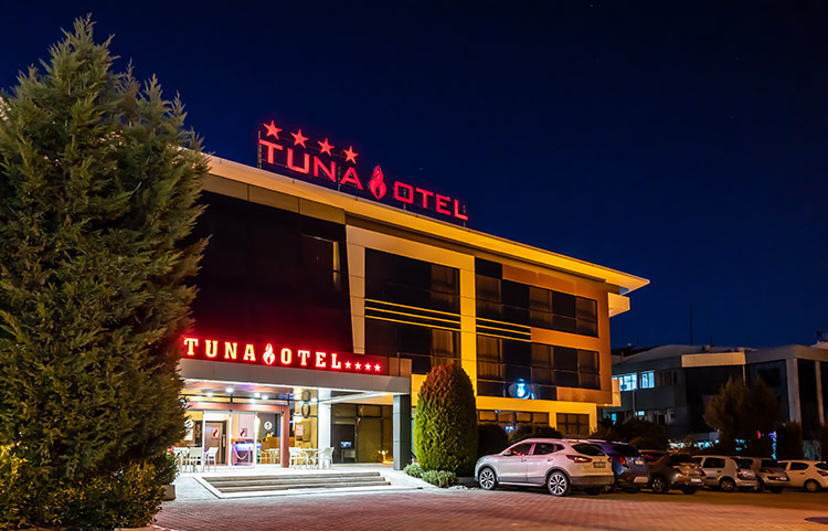 Tuna Otel